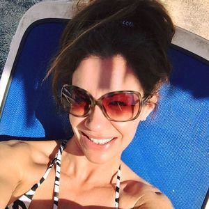 Meet your Posher, Corrie